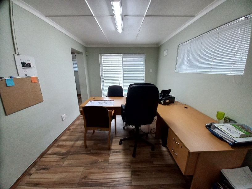 To Let Commercial Property for Rent in Berea Eastern Cape